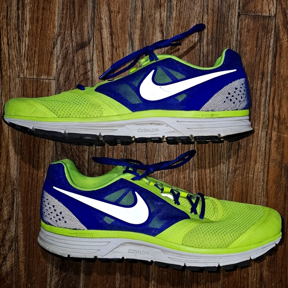 Nike Mens Zoom Vomero+ 8 Green And Blue Lace-Up